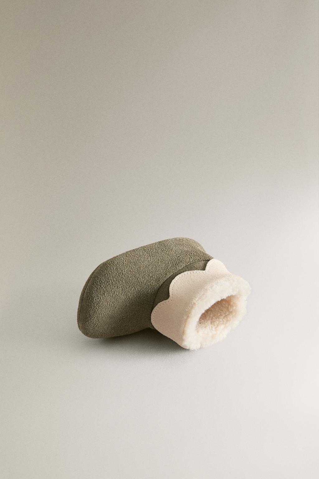 Кожаные ботиночки для эльфа на рождество