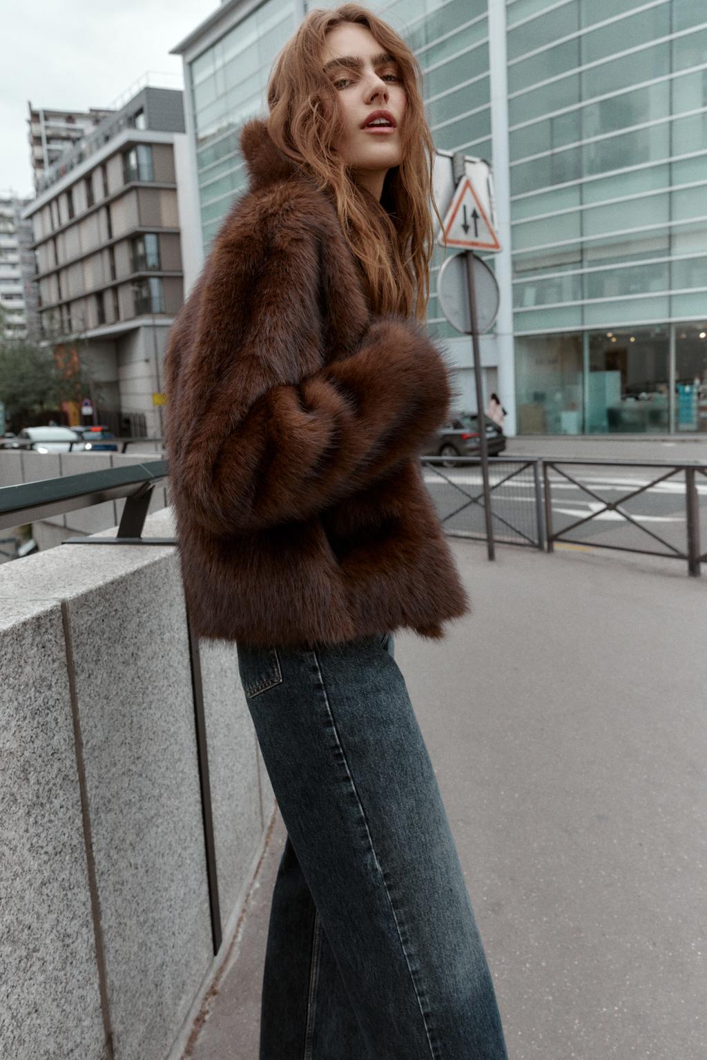 ДВУСТОРОННЯЯ КУРТКА С ИСКУССТВЕННЫМ МЕХОМ