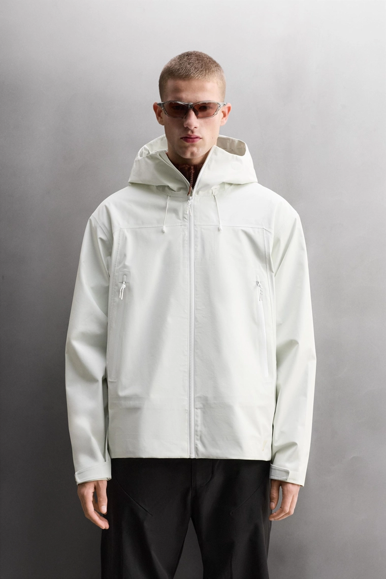 Белоснежная блузка