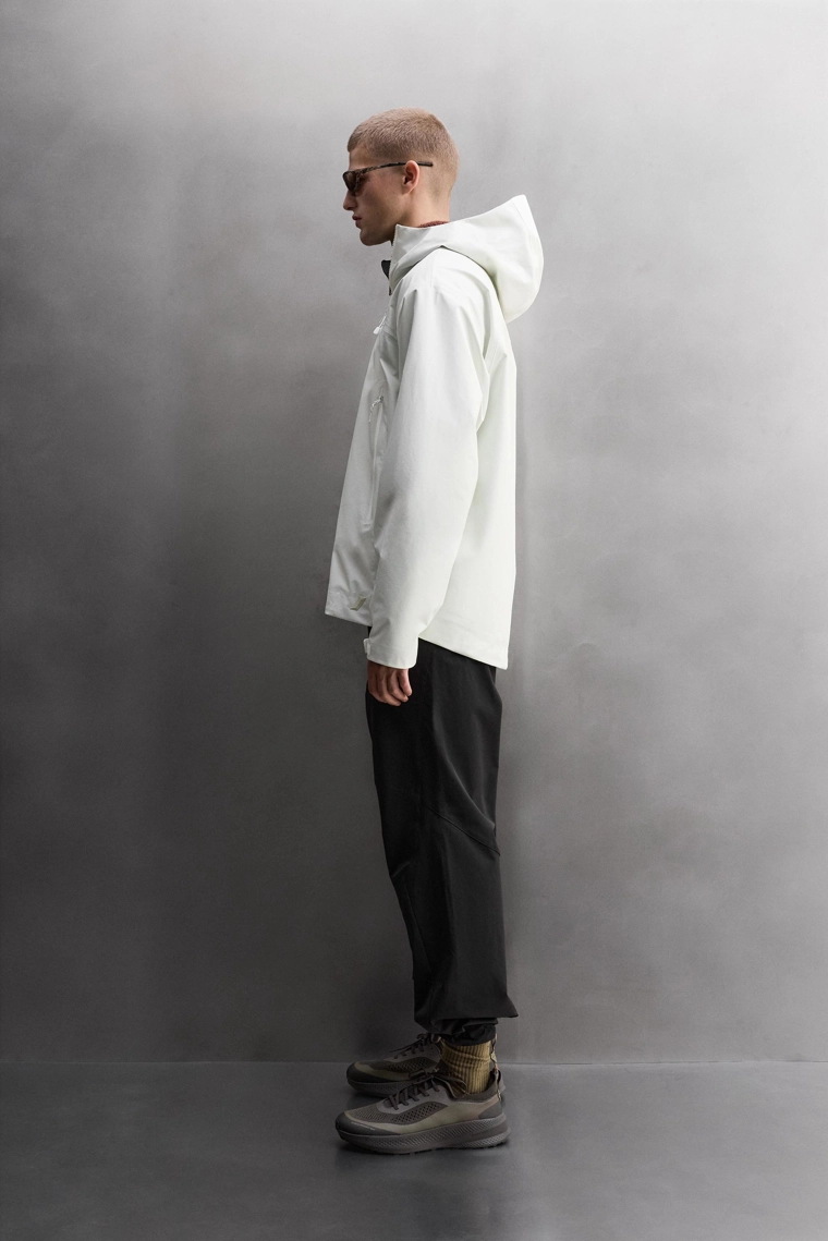 Белоснежная блузка