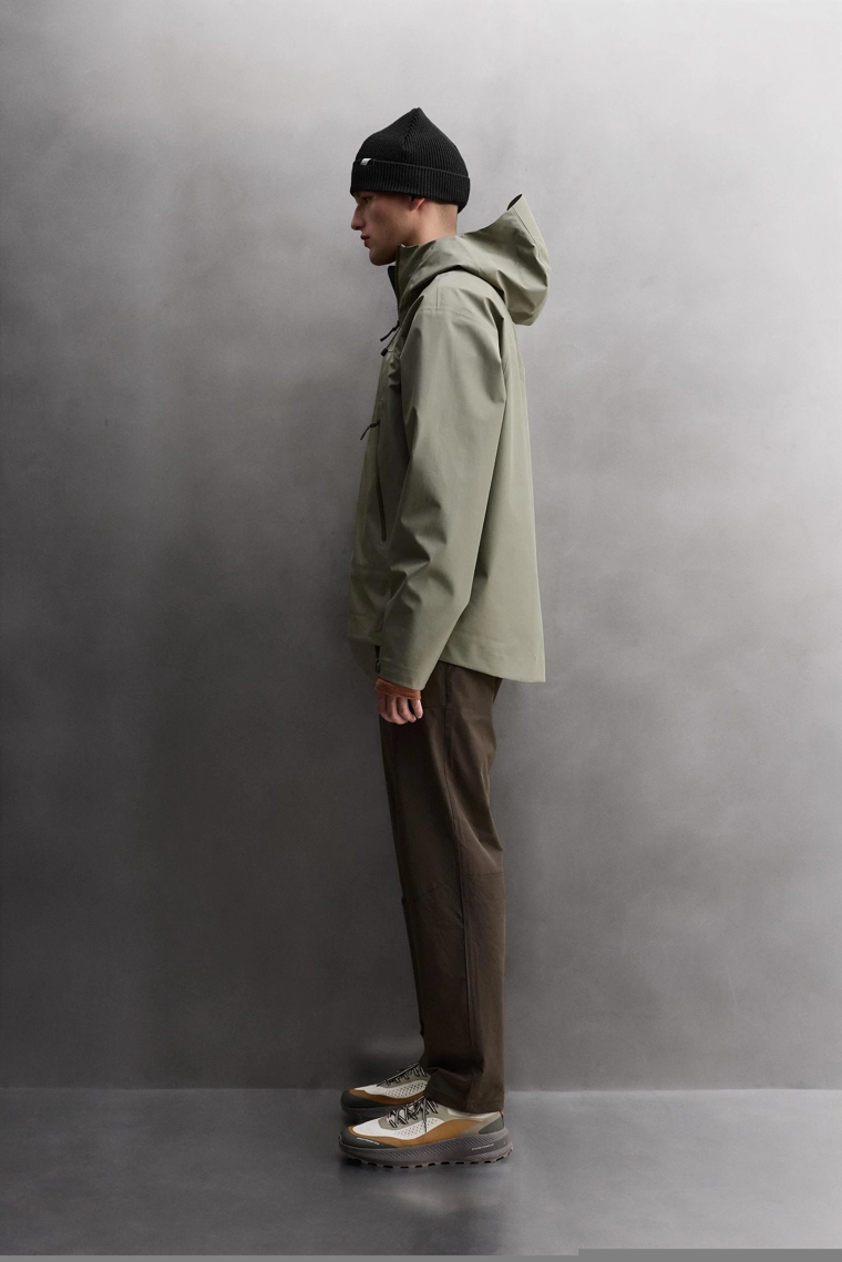 Легко-зеленая блузка