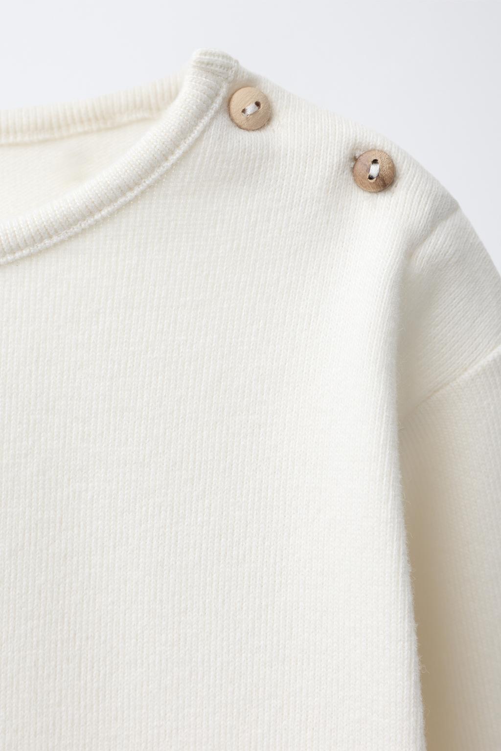 ОДНОТОННЫЙ УТЕПЛЕННЫЙ ЛОНГСЛИВ