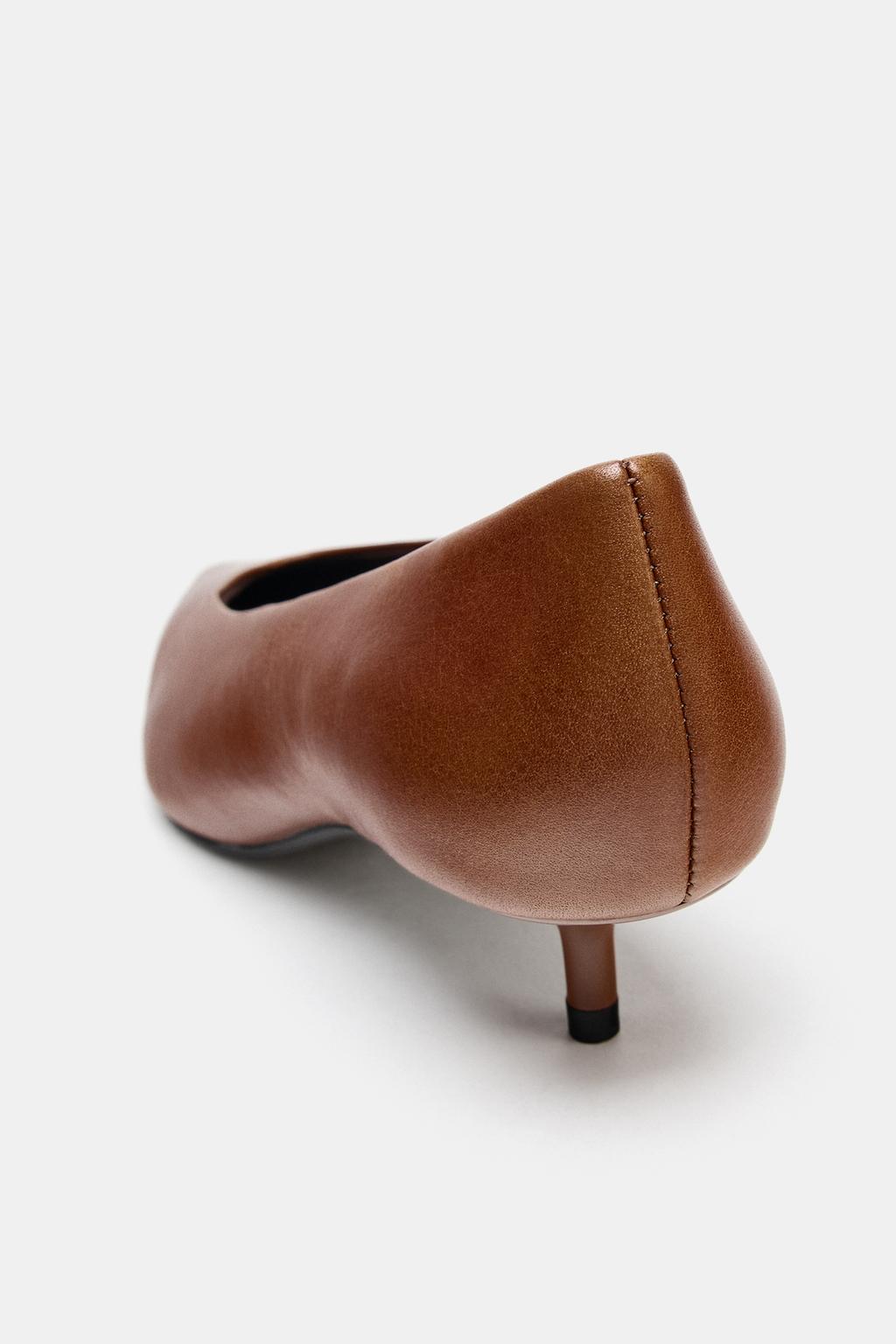 КОЖАНЫЕ ТУФЛИ НА СРЕДНЕМ ТОНКОМ КАБЛУКЕ