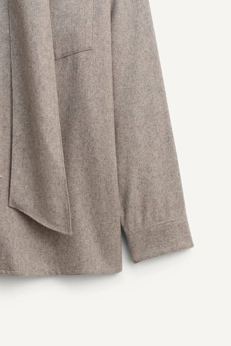 Рубашка-оверштамп с платком – лимитированная коллекция