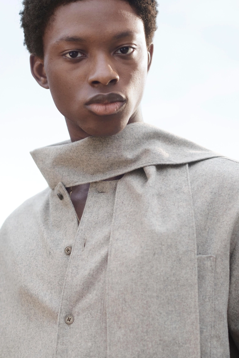 Рубашка-оверштамп с платком – лимитированная коллекция