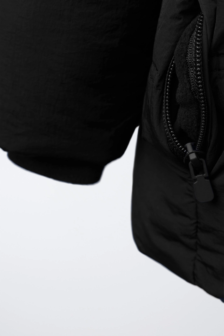 СТЕГАНОЕ ПАЛЬТО С КАПЮШОНОМ WATER REPELLENT