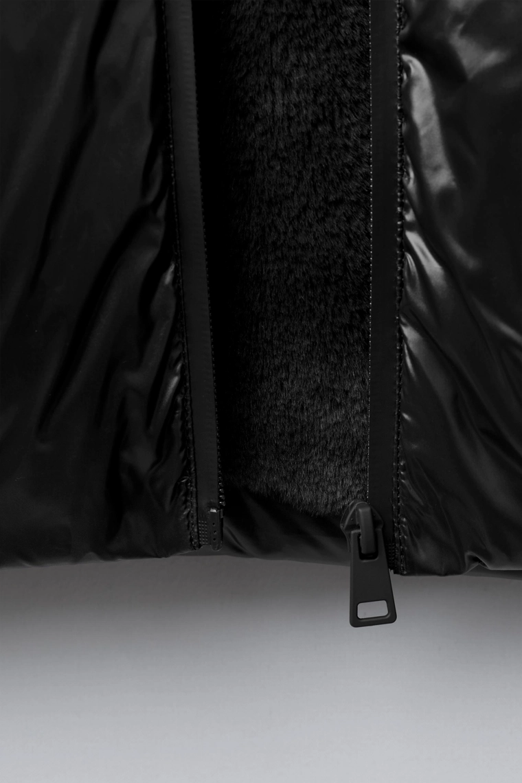 ПУХОВИК ИЗ ПЕРА И ПУХА WATER REPELLENT И WIND RESISTANT