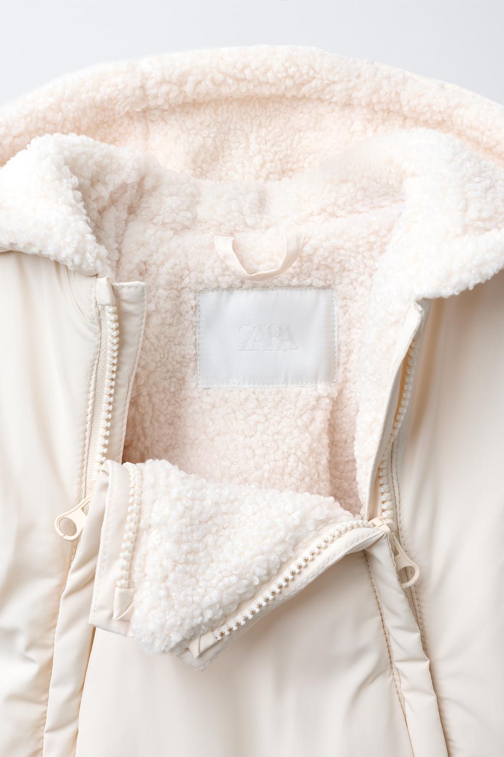 НЕЙЛОНОВЫЙ КОМБИНЕЗОН СО СЪЕМНЫМИ ВАРЕЖКАМИ И ПИНЕТКАМИ