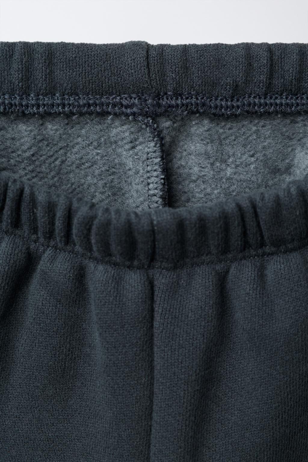 БРЮКИ-ДЖОГГЕРЫ С ЭТИКЕТКОЙ «ПИНГВИН»