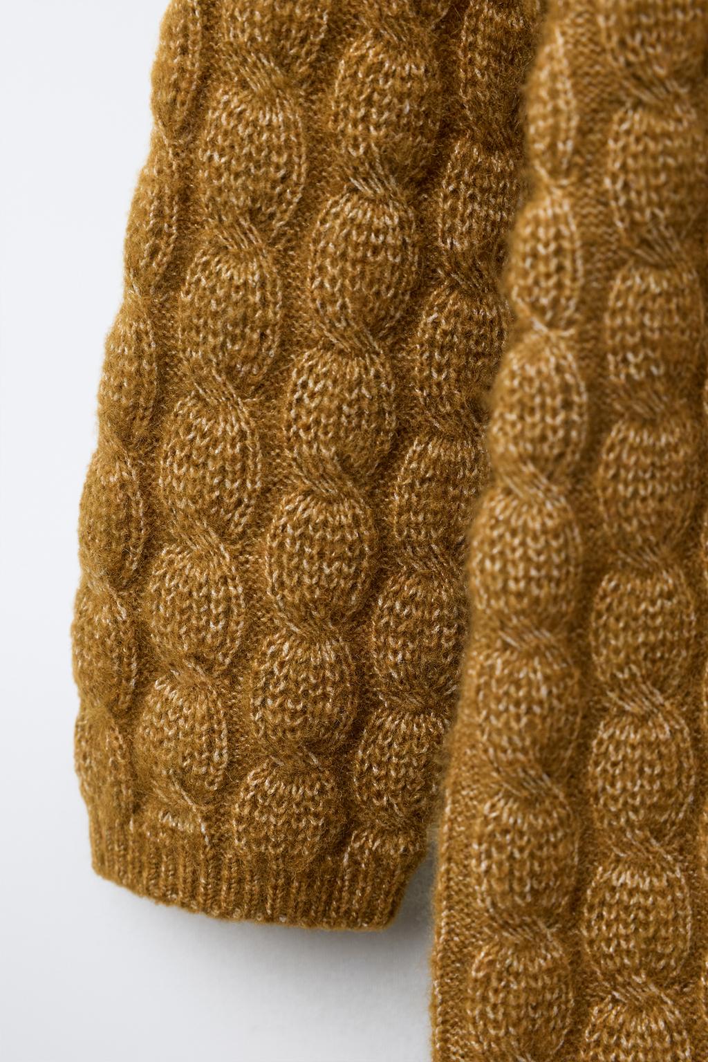 ДЛИННЫЙ ВЯЗАНЫЙ КОМБИНЕЗОН С КОСАМИ