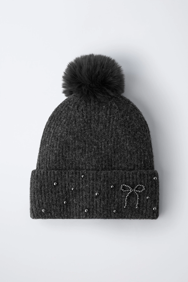 ТРИКОТАЖНАЯ ШАПКА С БЛЕСКОМ, ПОМПОНОМ И ШЕРСТЬЮ