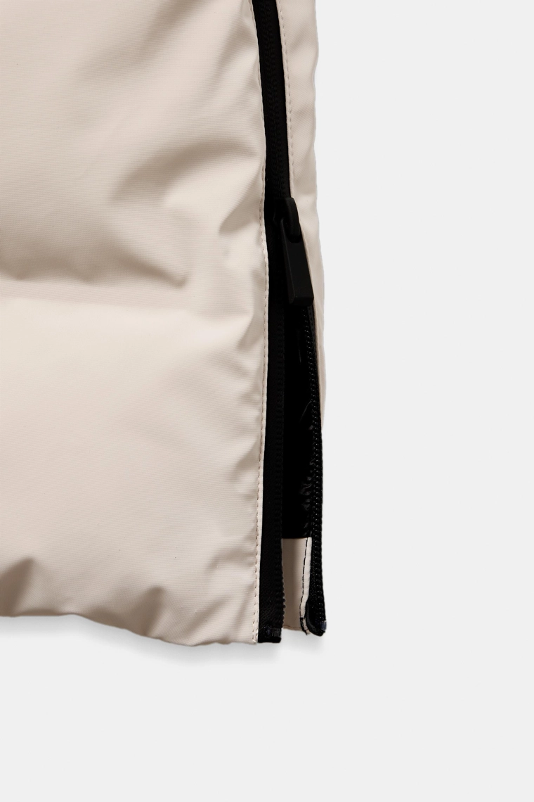 ДЛИННЫЙ ПРОРЕЗИНЕННЫЙ АНОРАК WINDPROOF С КАПЮШОНОМ