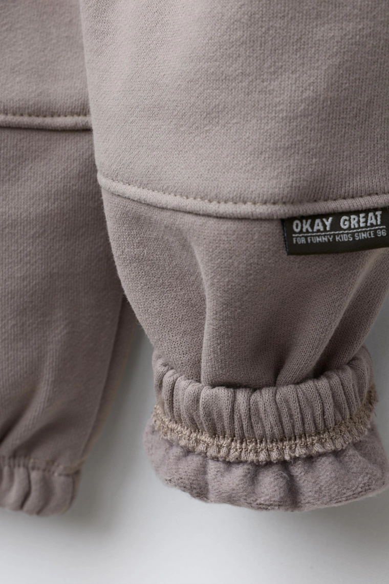 БРЮКИ-ДЖОГГЕРЫ С НАШИВКОЙ