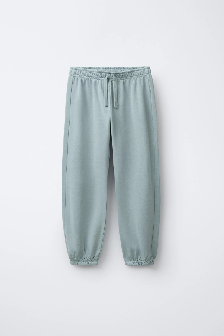 КОМПЛЕКТ ИЗ ХУДИ И БРЮК-ДЖОГГЕРОВ С СЕРДЕЧКОМ