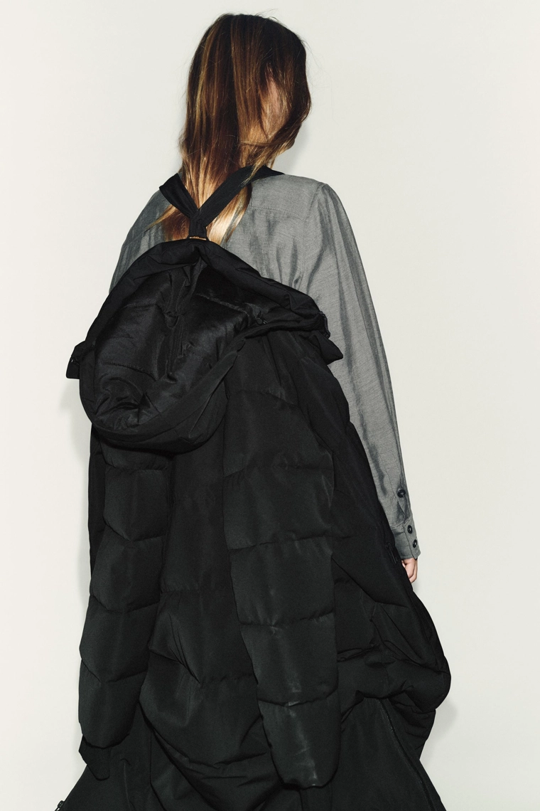 ДЛИННЫЙ ПУХОВИК С КАПЮШОНОМ WATER REPELLENT WINDPROOF