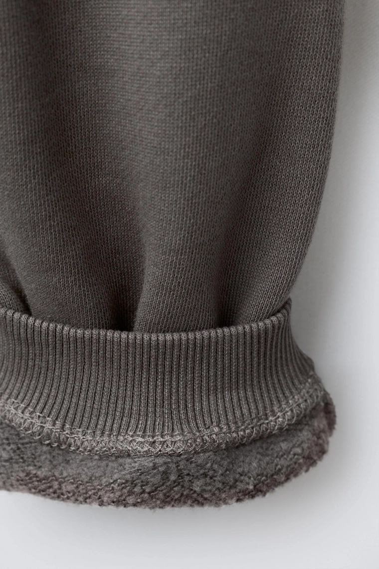 Брюки-джоггеры с деталями шва