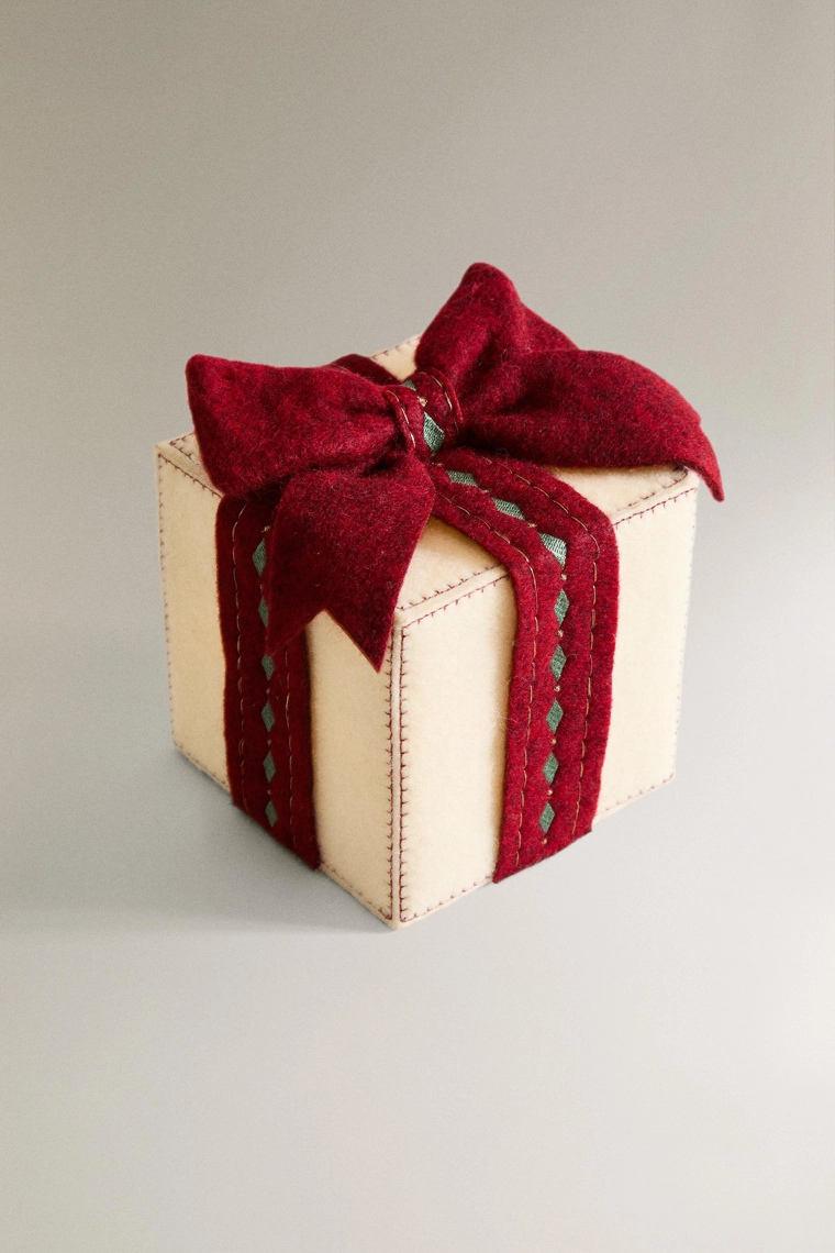 Средний подарок на рождество с подсветкой для пола