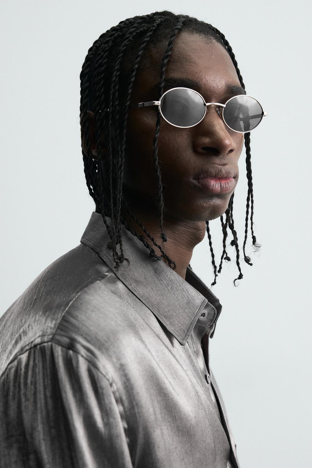 СВЕРКАЮЩАЯ РУБАШКА СТРУЯЩЕГОСЯ ПОКРОЯ