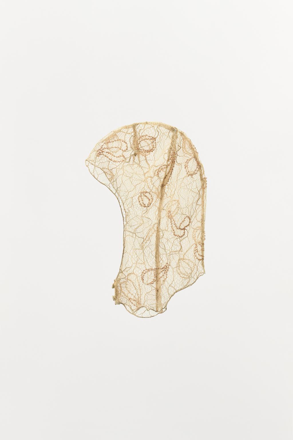 КРУЖЕВНОЙ КАПЮШОН С ВЫШИВКОЙ - LIMITED EDITION