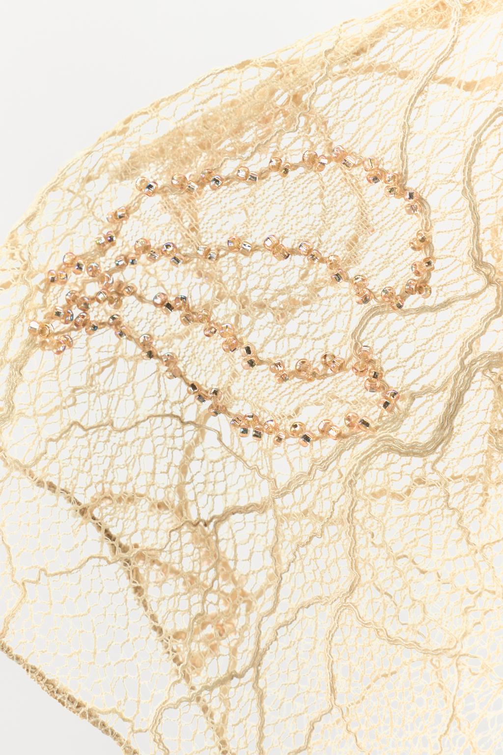 КРУЖЕВНОЙ КАПЮШОН С ВЫШИВКОЙ - LIMITED EDITION