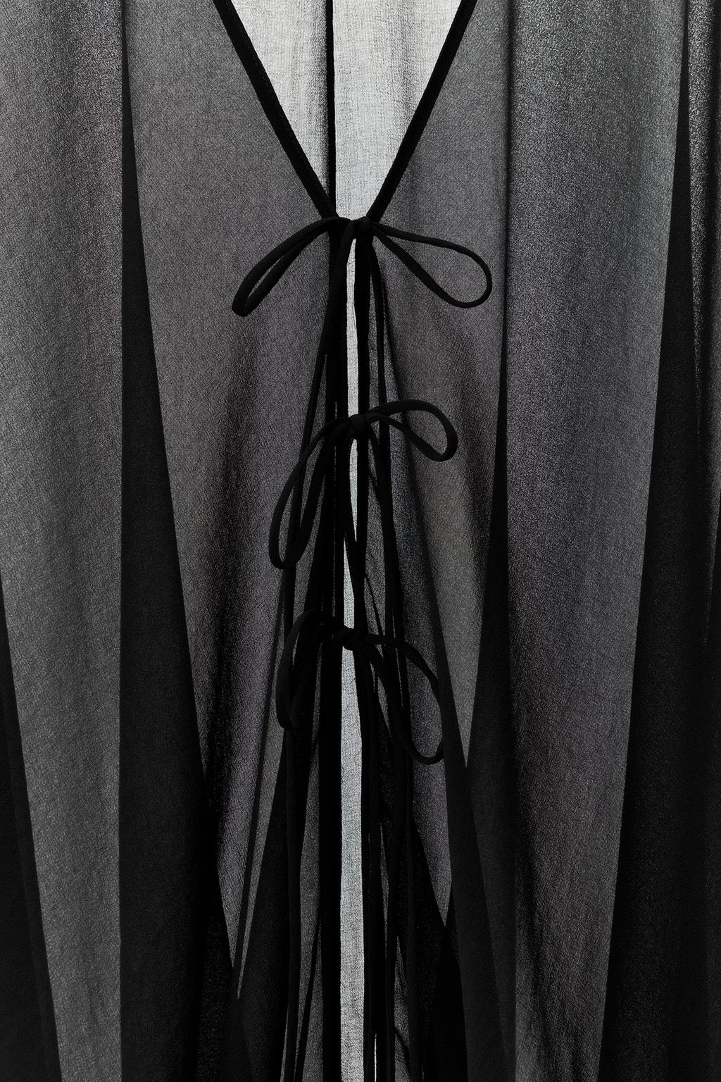 ТОП ИЗ ЖОРЖЕТА С ОБЪЕМНЫМИ РУКАВАМИ, ОГРАНИЧЕННАЯ СЕРИЯ