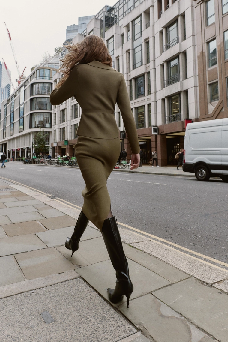 ТРИКОТАЖНАЯ ЮБКА-КАРАНДАШ МИДИ