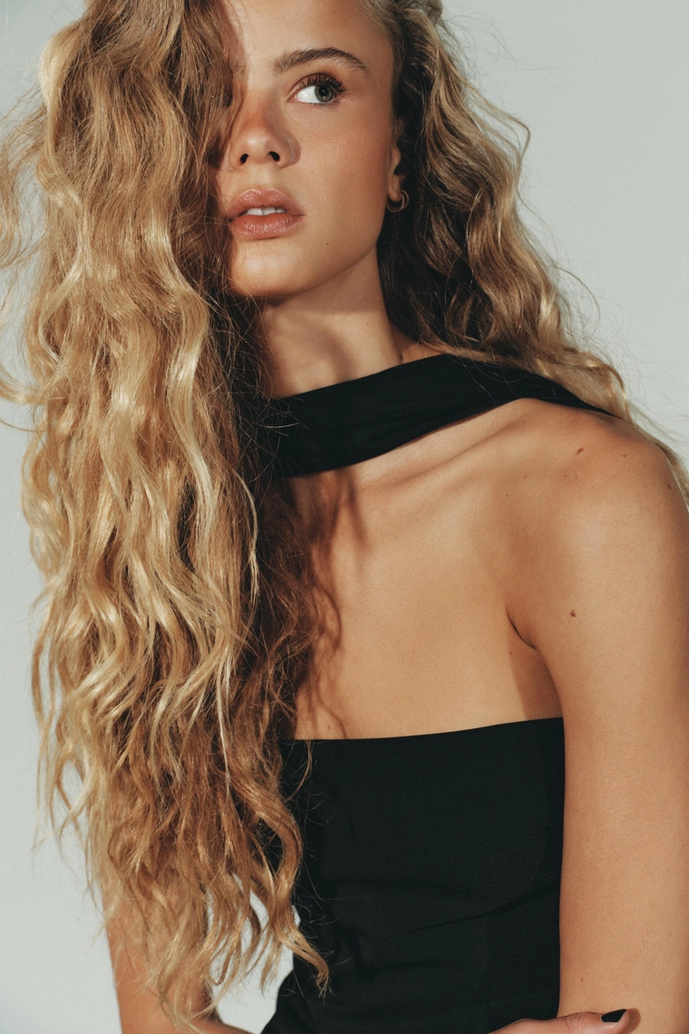 Платье с прозрачными панелями