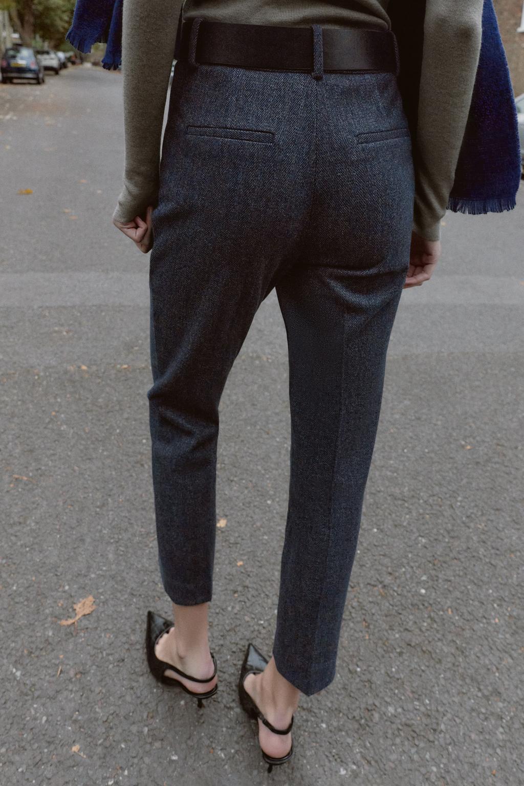 БРЮКИ В ЕЛОЧКУ С ПОЯСОМ