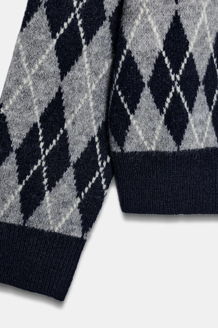 СВИТЕР С УЗОРОМ «РОМБЫ»