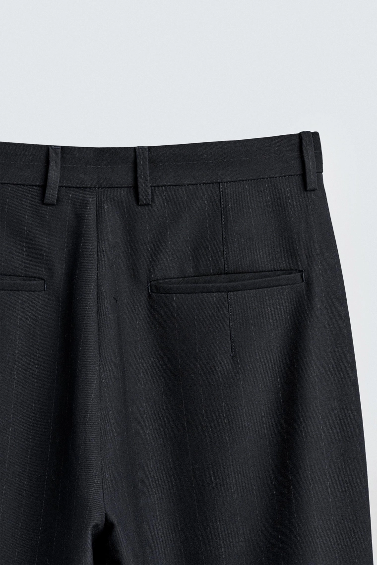 БРЮКИ RELAXED FIT СО СКЛАДКАМИ