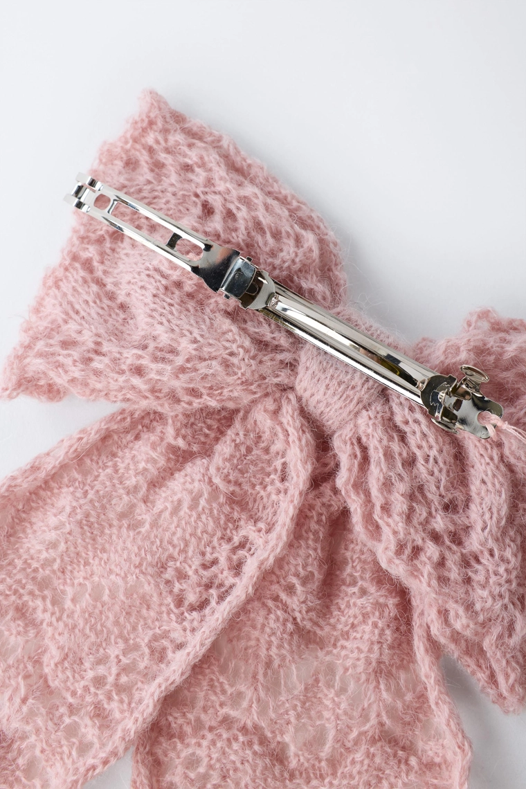 ЗАКОЛКА-БАНТ С ШЕРСТЬЮ И АЛЬПАКОЙ