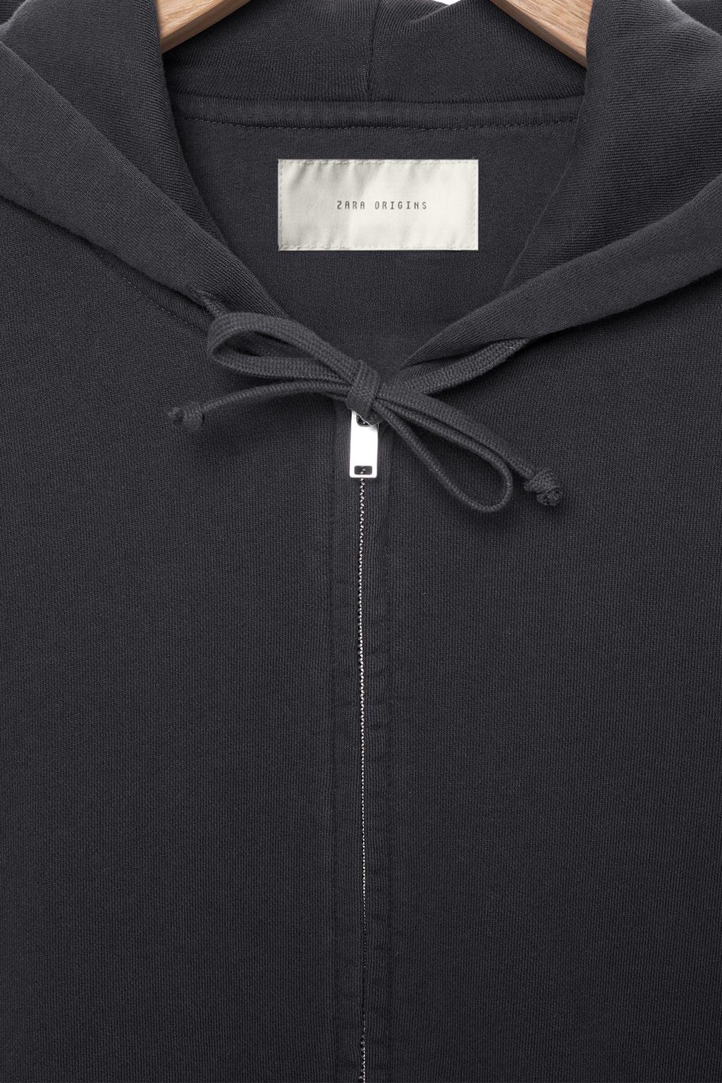 ХУДИ НА МОЛНИИ С КАПЮШОНОМ