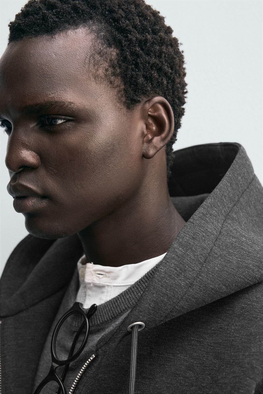 ХУДИ С КАПЮШОНОМ ИЗ НЕОПРЕНА