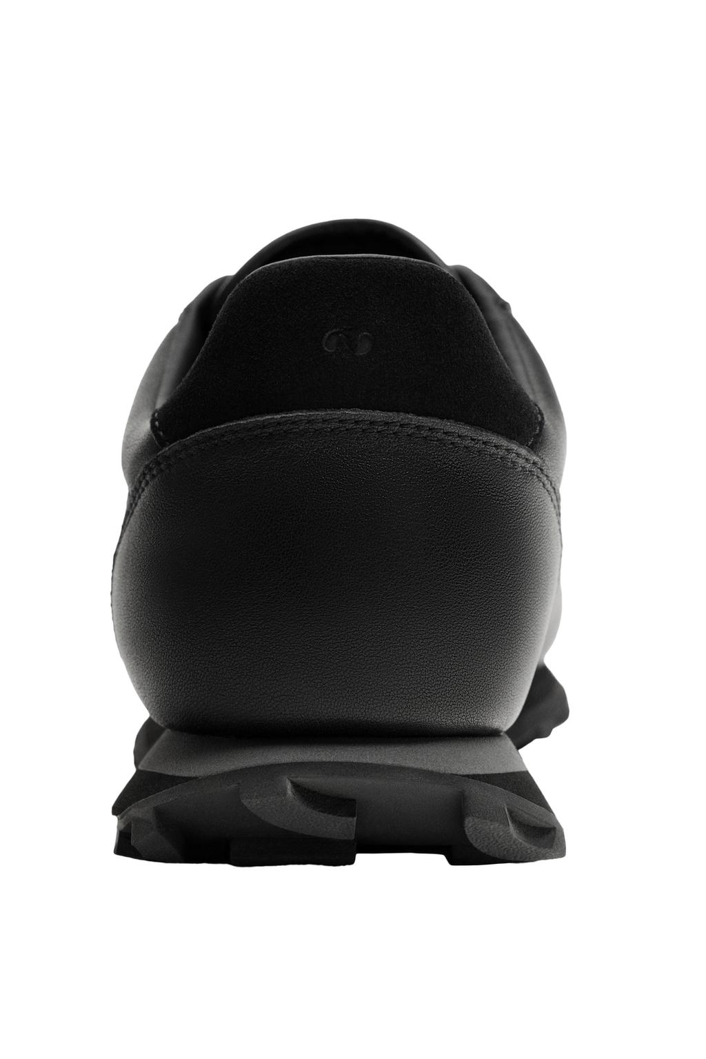 КОЖАНЫЕ КРОССОВКИ В ПОВСЕДНЕВНОМ СТИЛЕ