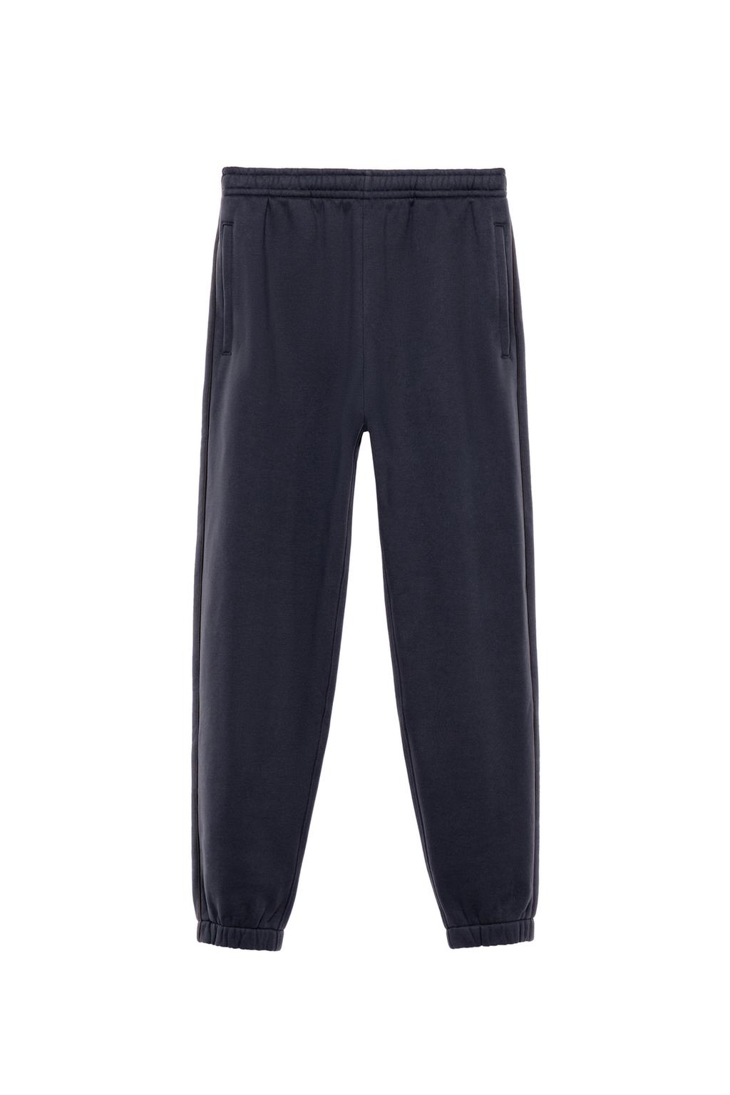 ДЖОГГЕРЫ КЛАССИЧЕСКОГО КРОЯ С КАНТОМ