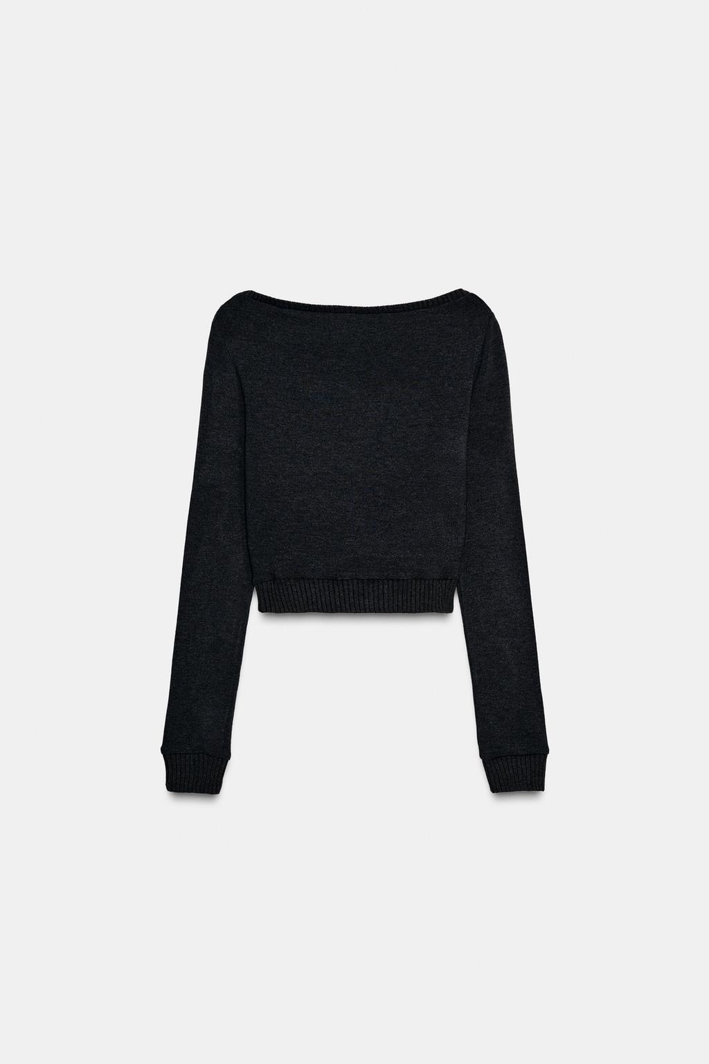 УКОРОЧЕННЫЙ ТОП ИЗ МЯГКОЙ ТКАНИ