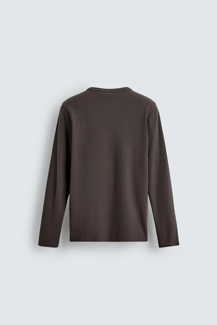 ФУТБОЛКА ИЗ ХЛОПКА И КОНОПЛИ С ВОРОТНИКОМ НА ПУГОВИЦАХ