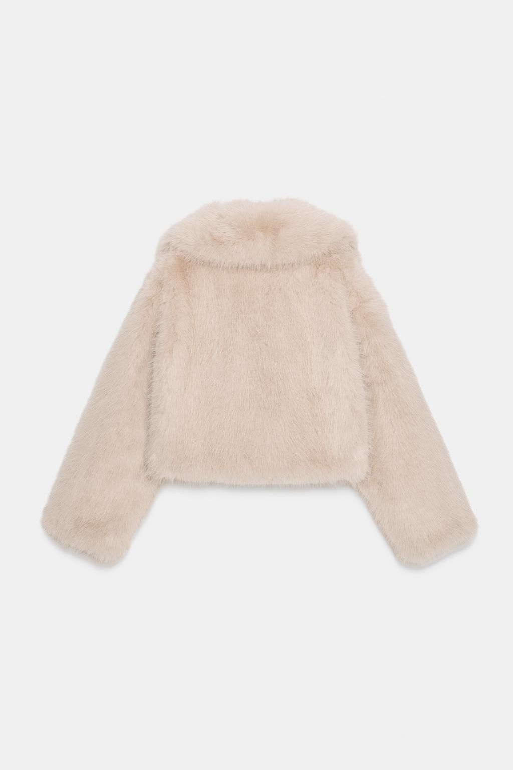 Куртка с искусственным мехом на воротнике