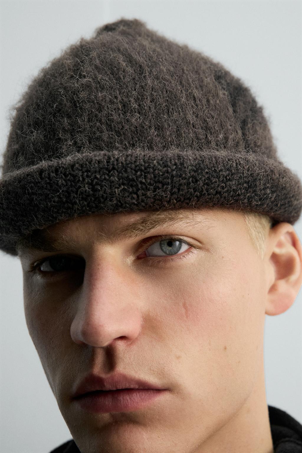 Шапка sr_a с логотипом