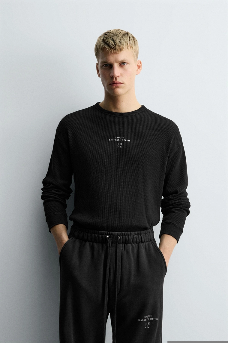 Футболка в клетку из структурного материала x zara