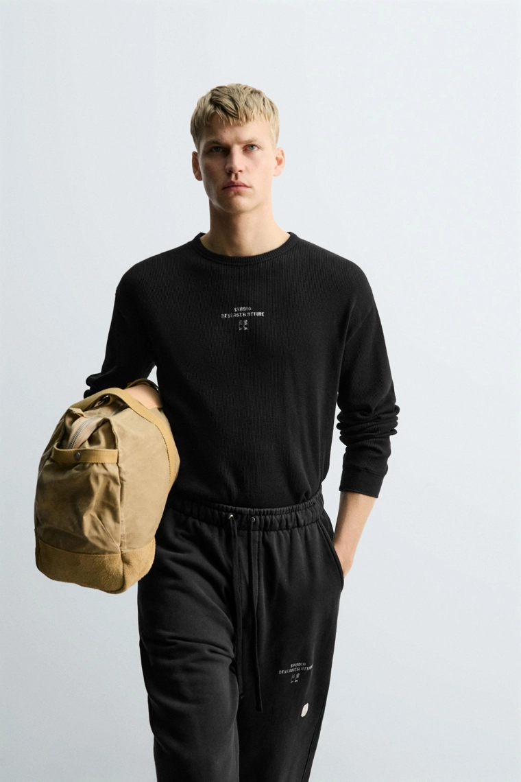 Футболка в клетку из структурного материала x zara