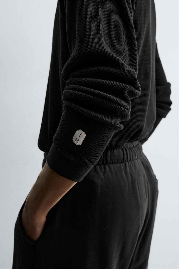 Футболка в клетку из структурного материала x zara