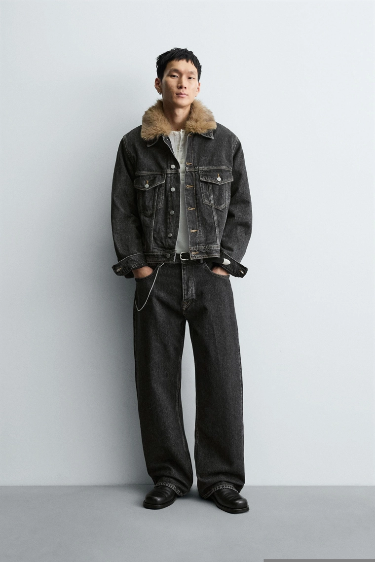 ДЖИНСОВАЯ КУРТКА С МЕХОВЫМ ВОРОТНИКОМ