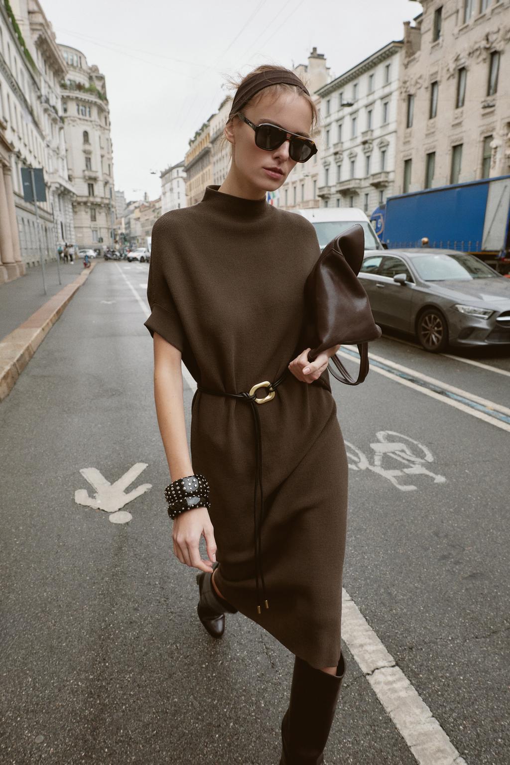 ТРИКОТАЖНОЕ ПЛАТЬЕ С ПОЯСОМ