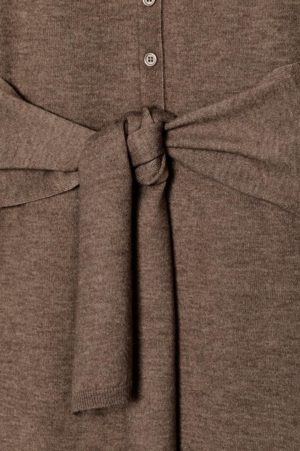 ТРИКОТАЖНОЕ ПЛАТЬЕ МИДИ С ПОЯСОМ