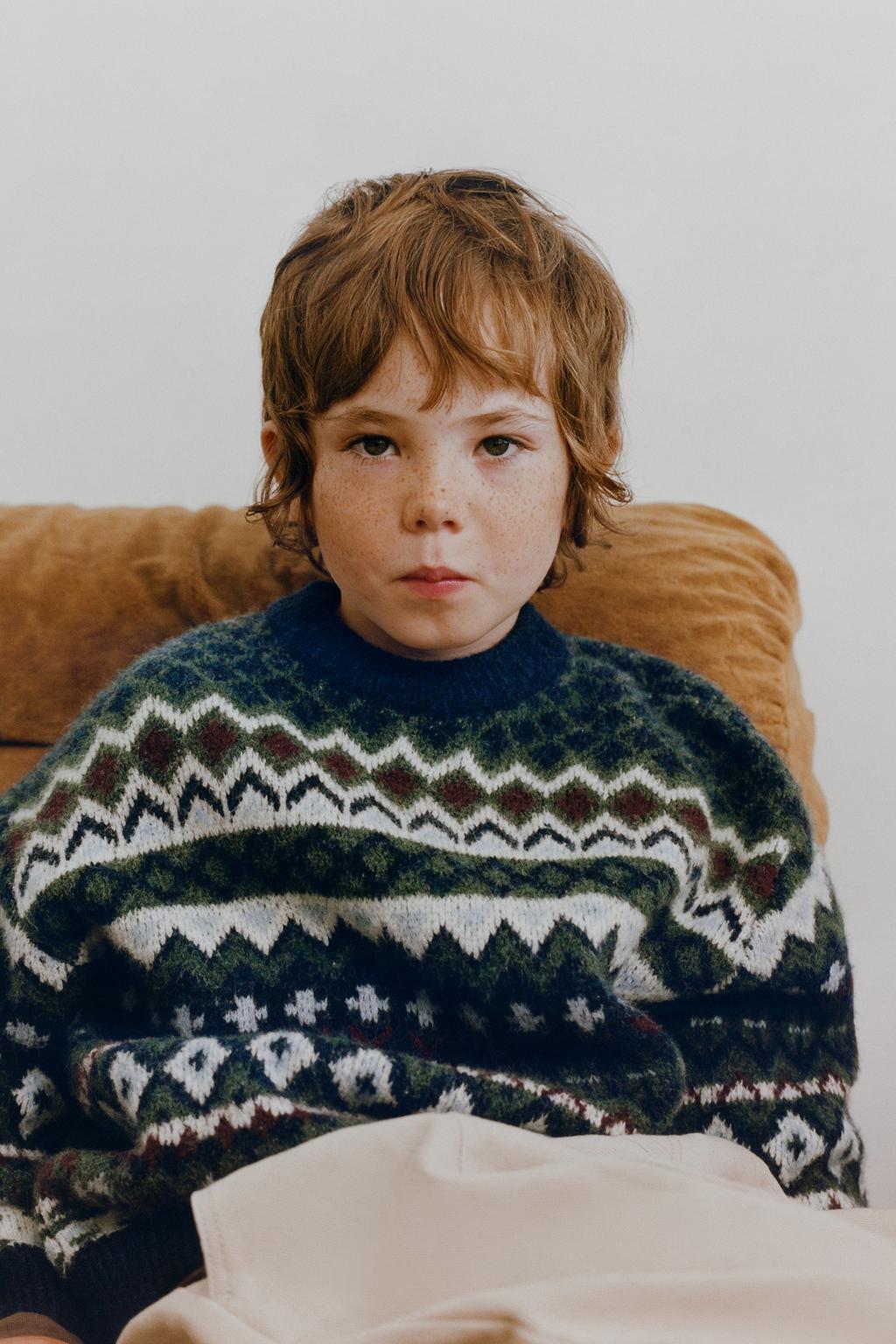 ЖАККАРДОВЫЙ СВИТЕР