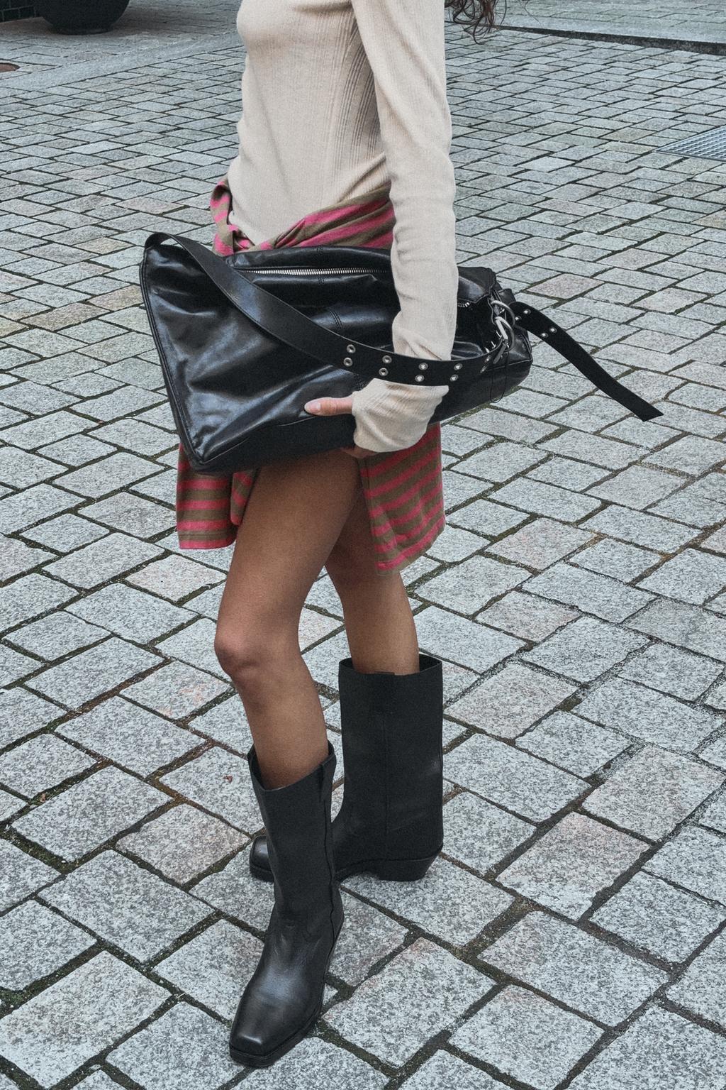 БОЛЬШАЯ СУМКА-МЕШОК С МЕТАЛЛИЧЕСКИМИ ЛЮВЕРСАМИ