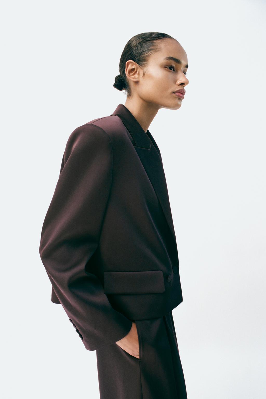 ДВУБОРТНЫЙ АТЛАСНЫЙ БЛЕЙЗЕР