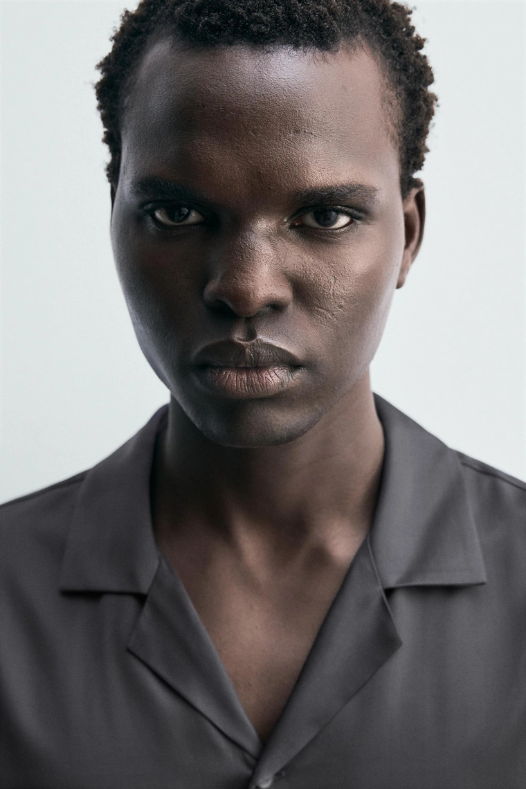 Рубашка regular fit из атласа