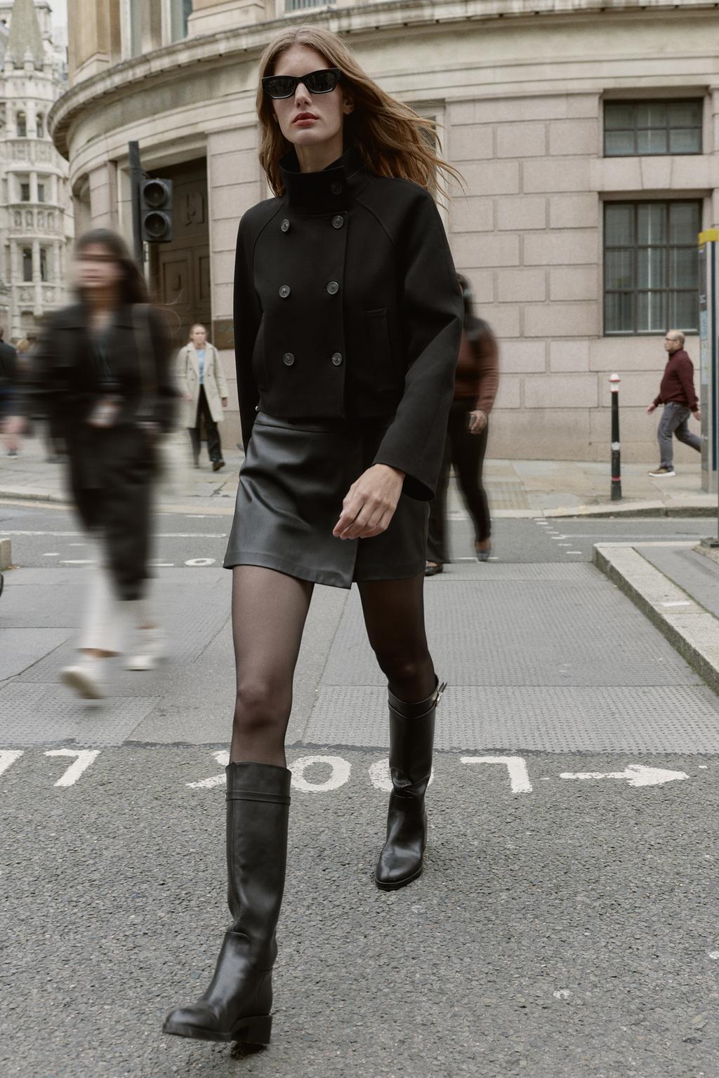 КОРОТКАЯ ДВУБОРТНАЯ КУРТКА